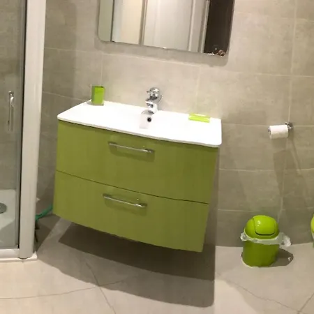 Les Jasmins Apartment *